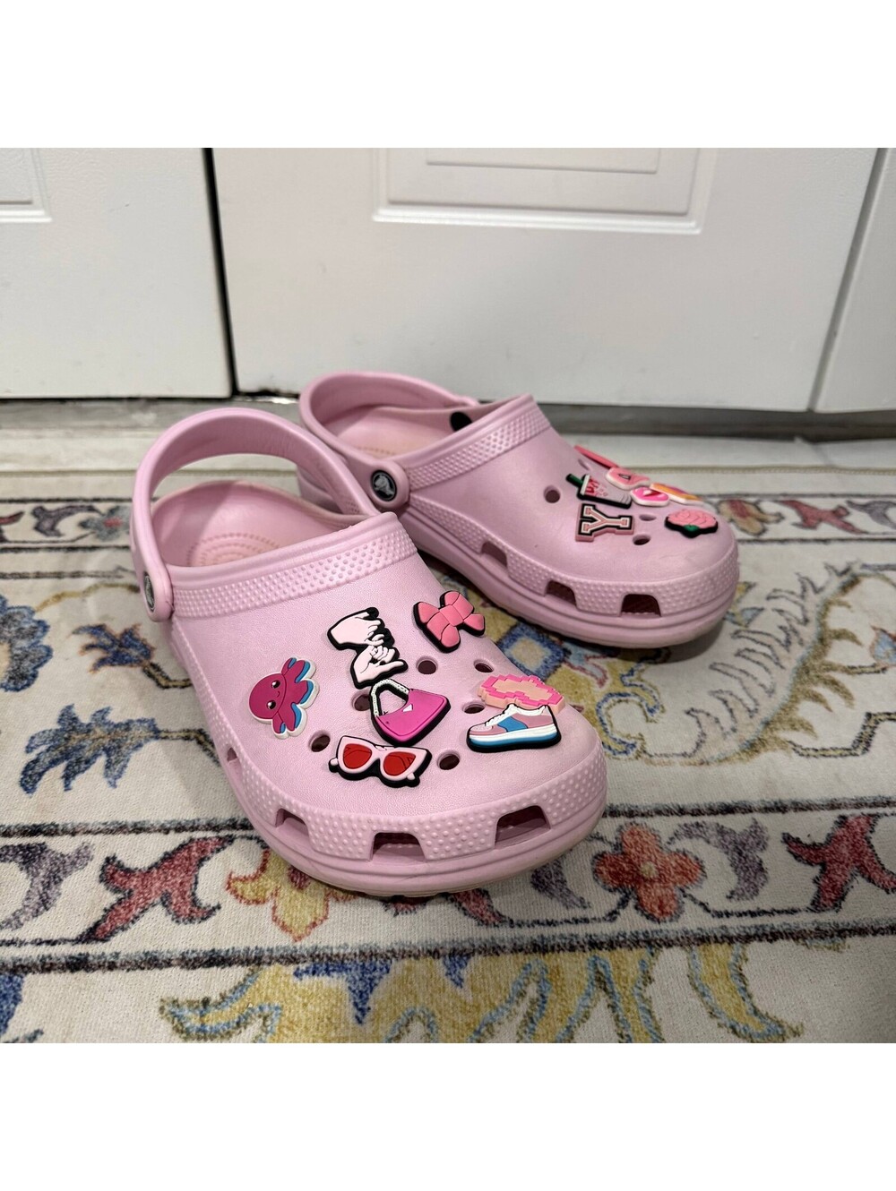 Crocs Classic Clog M5 W7 Pink Clogs with Charms Women’s Shoes